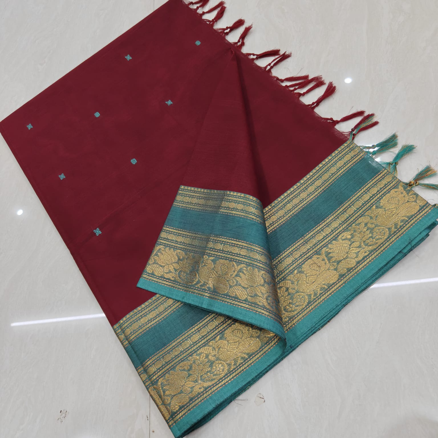 Maroon Handloom Kanchi  with Teal Blue Zari Border Cotton Saree